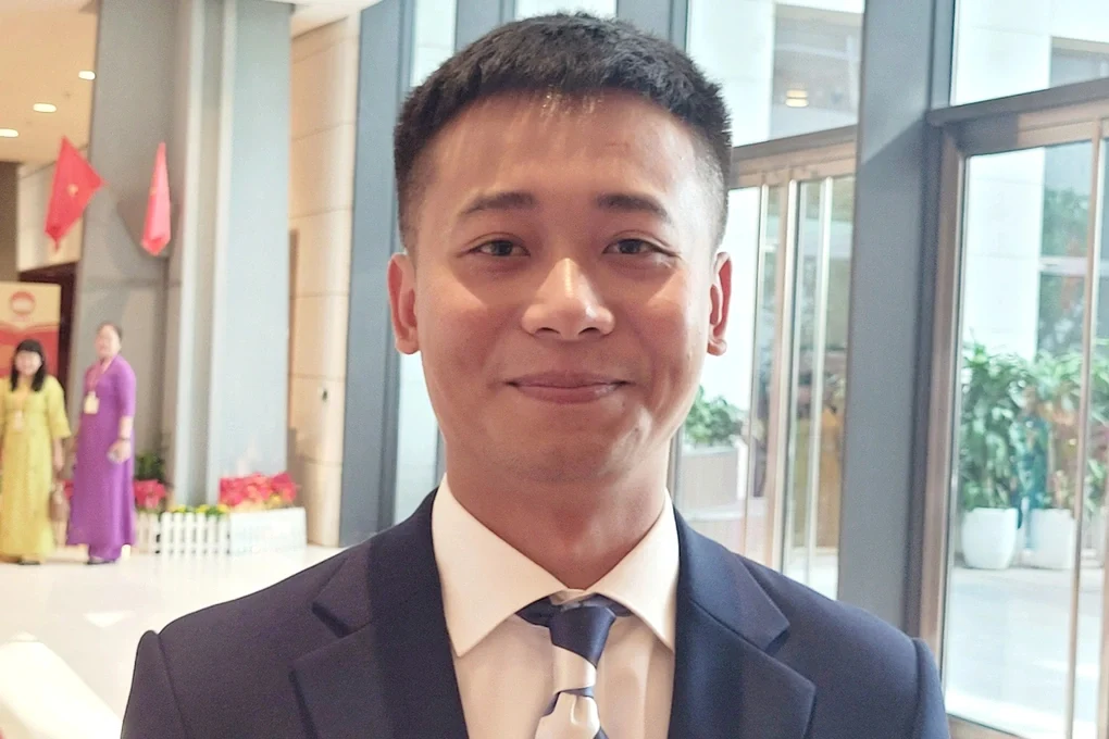 Quang Linh Vlogs